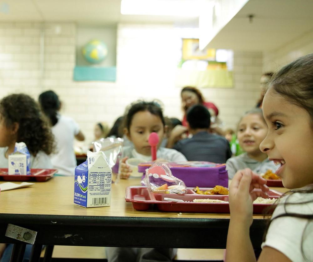 Children eating in lunch room